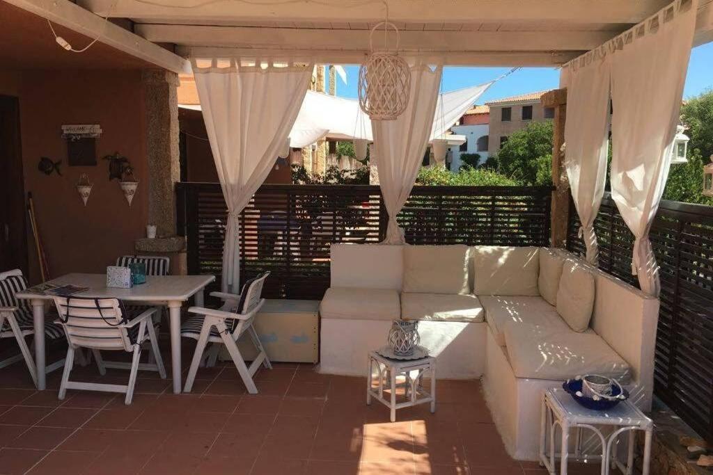 Casa vacanze Bilocale Ristrutturato Con Piscina. Spiagge Vicine.